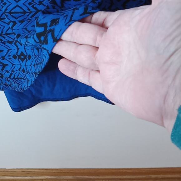 Apt 9 women's Size Large low to high skirt - Picture 3 of 7